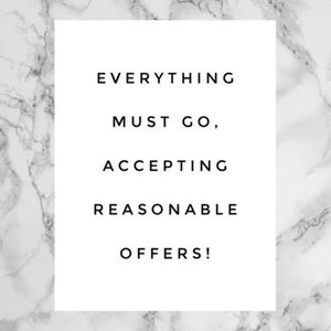 ♥️🎉 CLOSET CLEAR OUT EXCEPTING OFFERS!!!🎉♥️